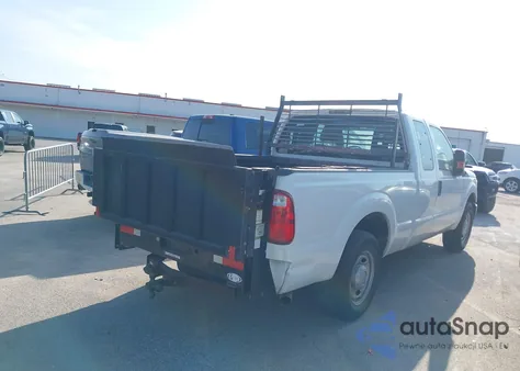 2014 Ford F-250 Xl z USA, uszkodzony, nr VIN 1FT7X2A60EEB48510